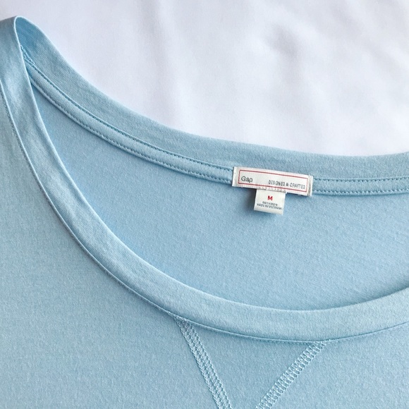 🆕 Gap Blue T-Shirt - Picture 2 of 7